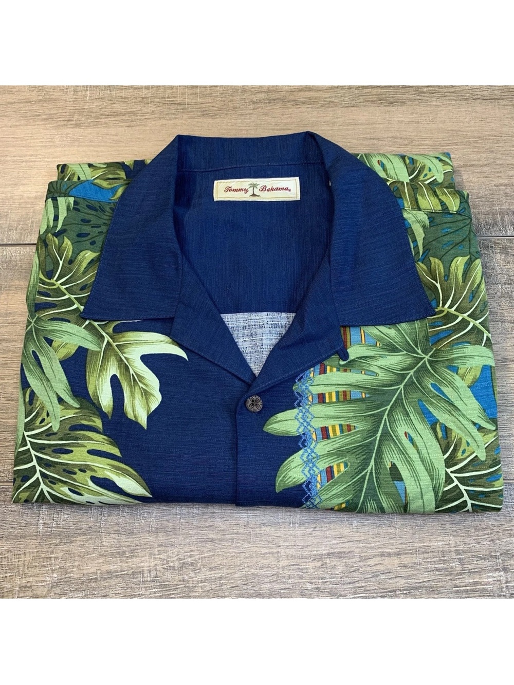 Tommy Bahama Blue Silk Button-Up Shirt with Logo Tag - Size 3X Men